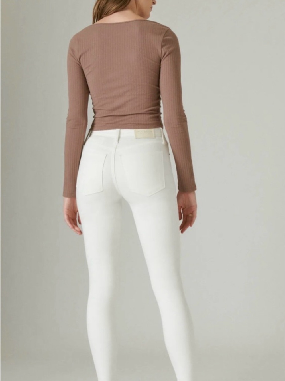 🌸  High-Rise White Skinny Jeans - Women's